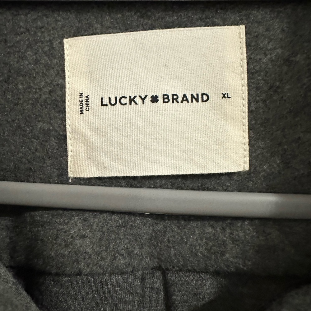 L u c k y Brand | Utility Cloud Soft Long Sleeve Gray Flannel Button Down Top - Picture 4 of 8